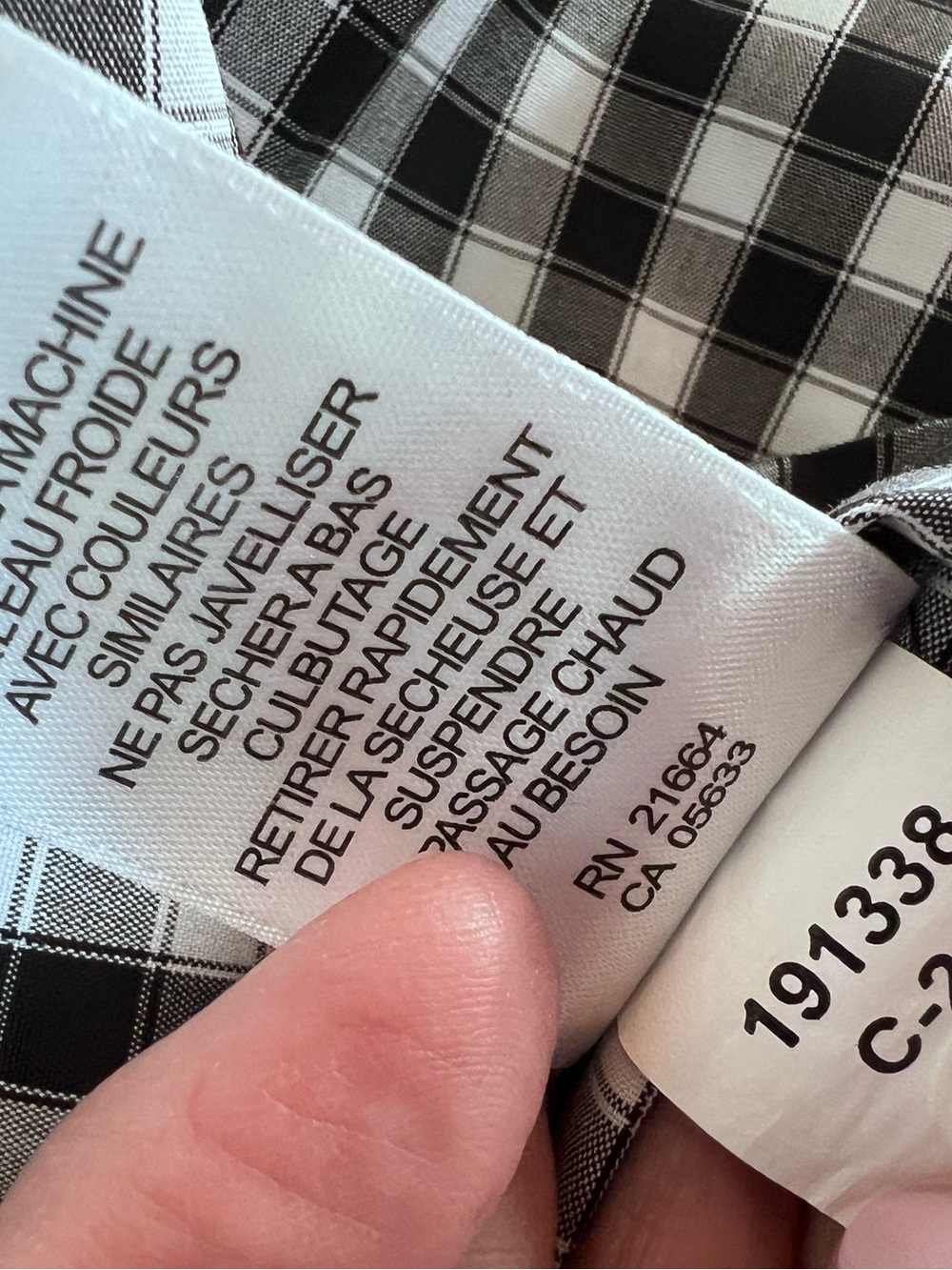 Foxcroft Women's Size 16 Gingham Plaid Button Down Non-Iron Shirt NWT - Picture 10 of 11
